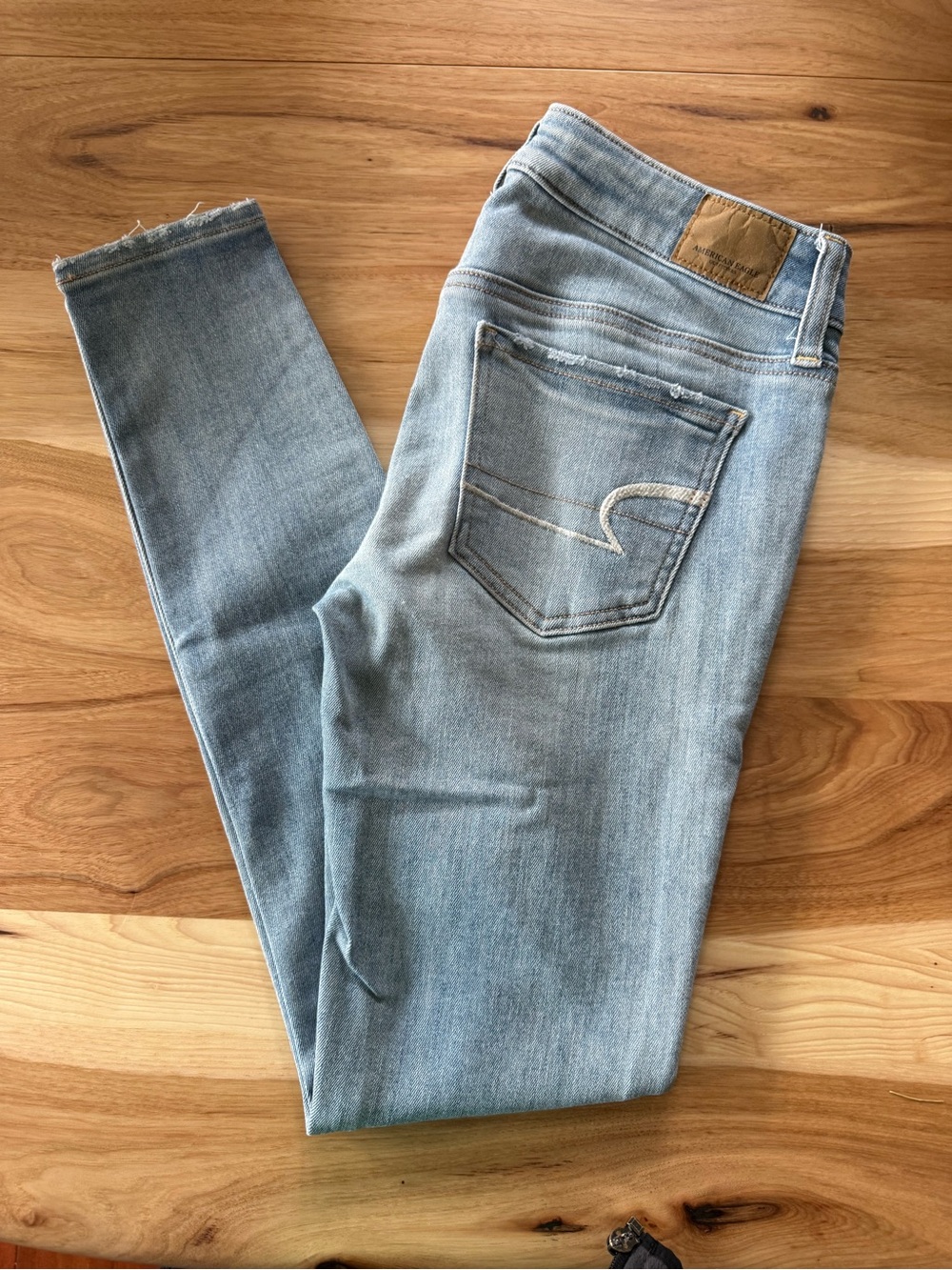 American Eagle Light Blue Super Super Stretch Jegging Jeans - Size 4 Regular
